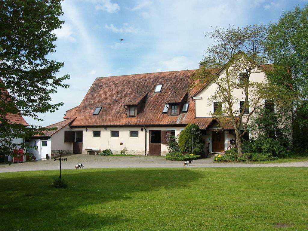 Ferienwohnung Neureuth Шиллингсфюрст Экстерьер фото