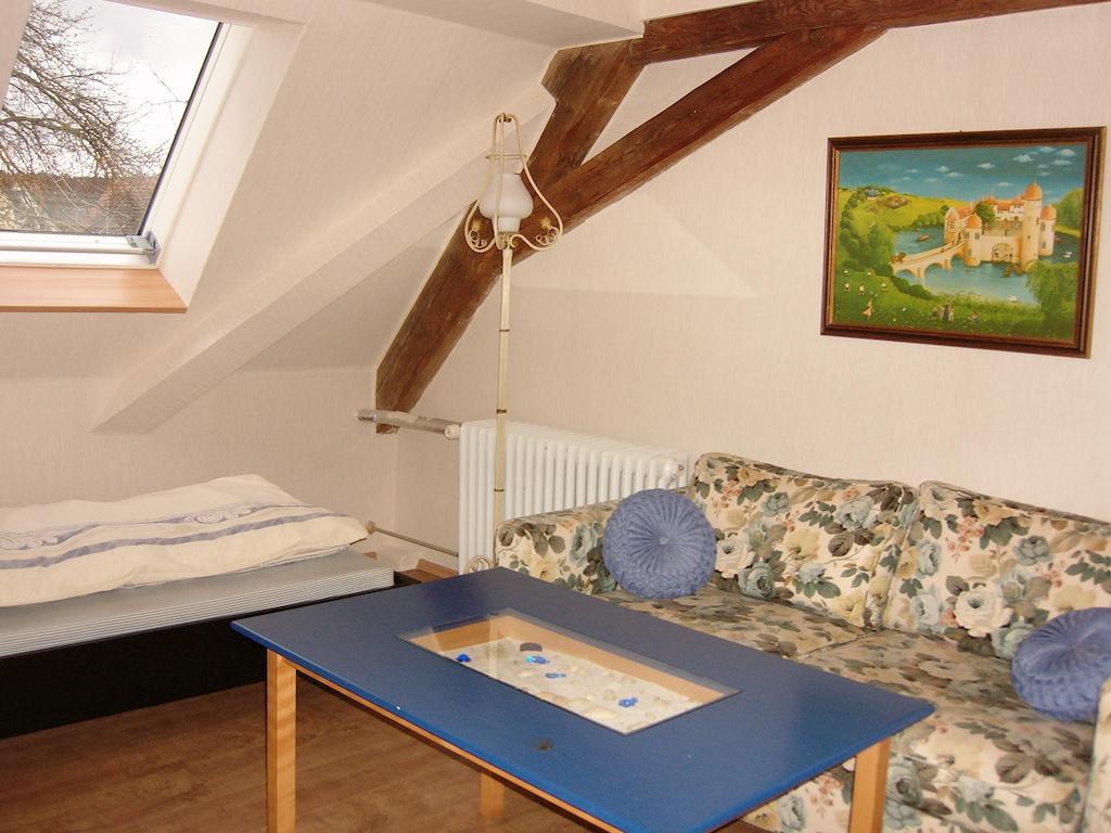 Ferienwohnung Neureuth Шиллингсфюрст Номер фото